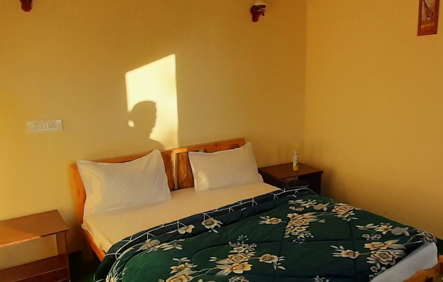 Double Bed Cottage (Tripple Sharing)