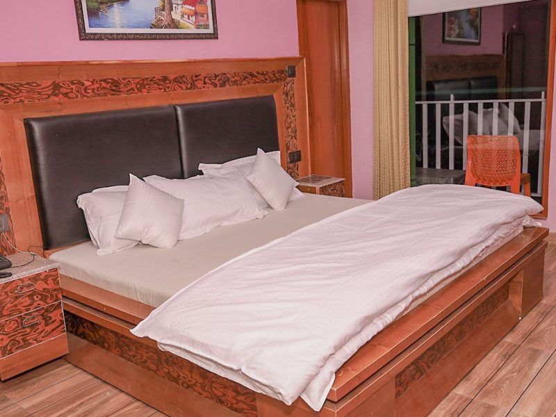 Standard Normal Room